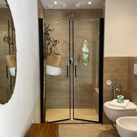 アパートホテル Labotanica_casalounge チェゼナーティコ